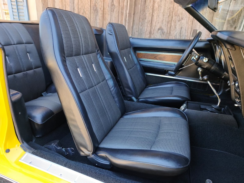 FORD Mustang-image-7