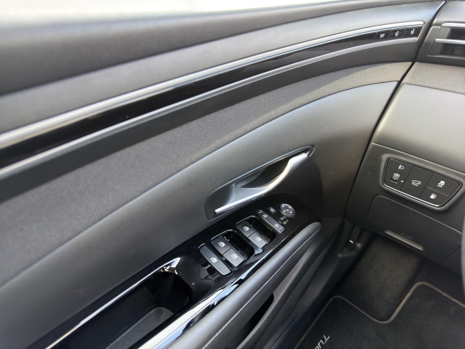 HYUNDAI Tucson 1.6 TGDI PHEV Vertex 4WD (CH)-image-16
