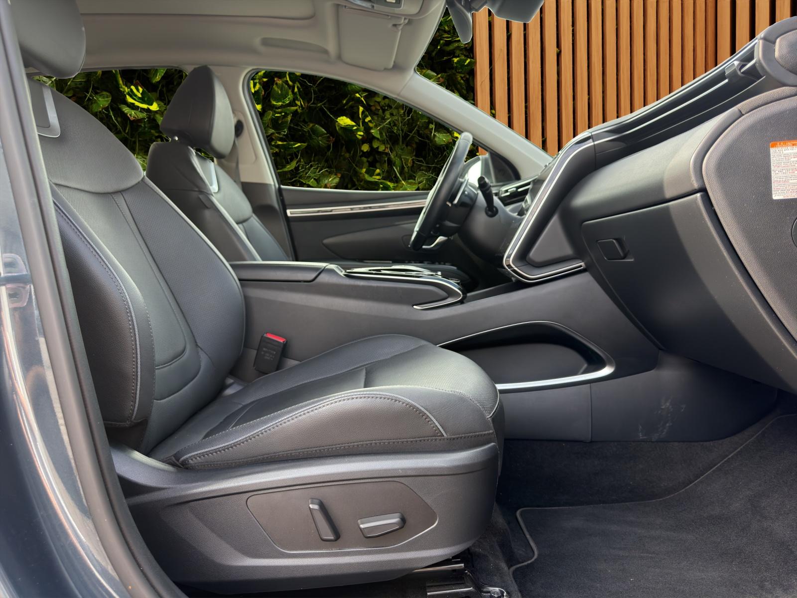 HYUNDAI Tucson 1.6 TGDI PHEV Vertex 4WD (CH)-image-10