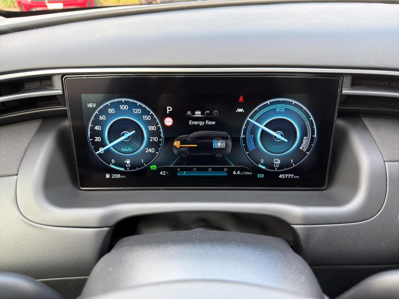 HYUNDAI Tucson 1.6 TGDI PHEV Vertex 4WD (CH)-image-13