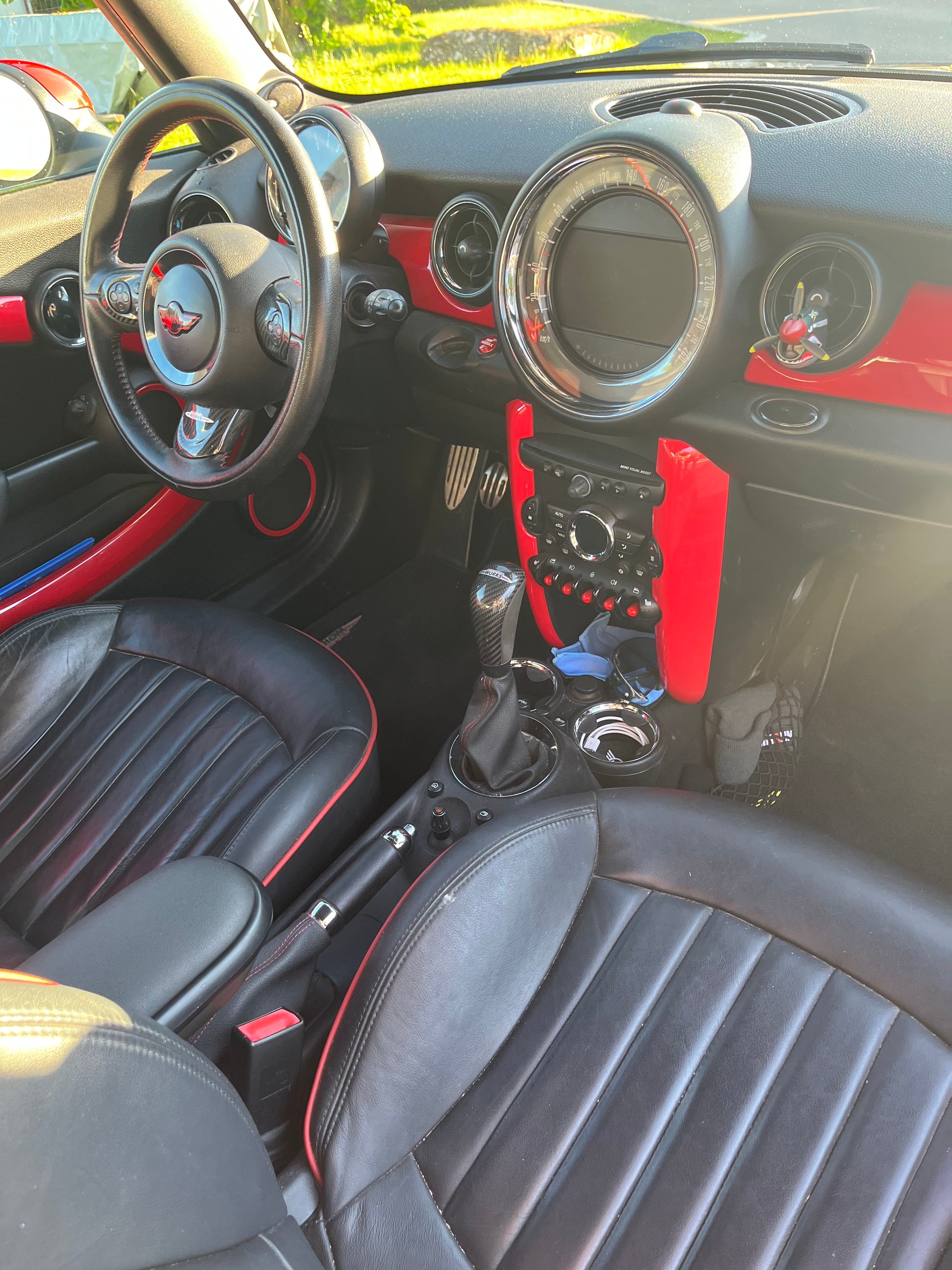 MINI John Cooper Works-image-2