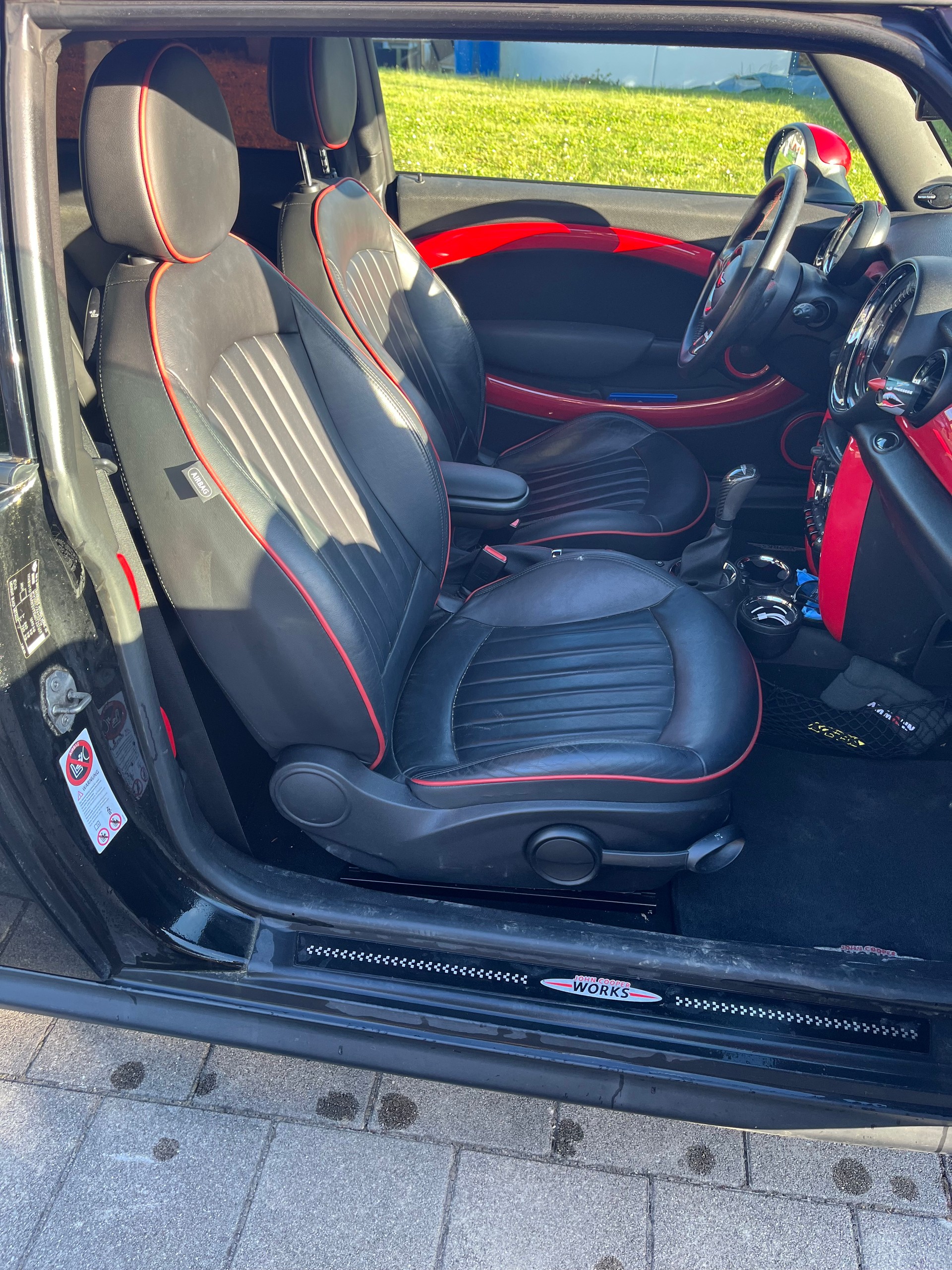 MINI John Cooper Works-image-5