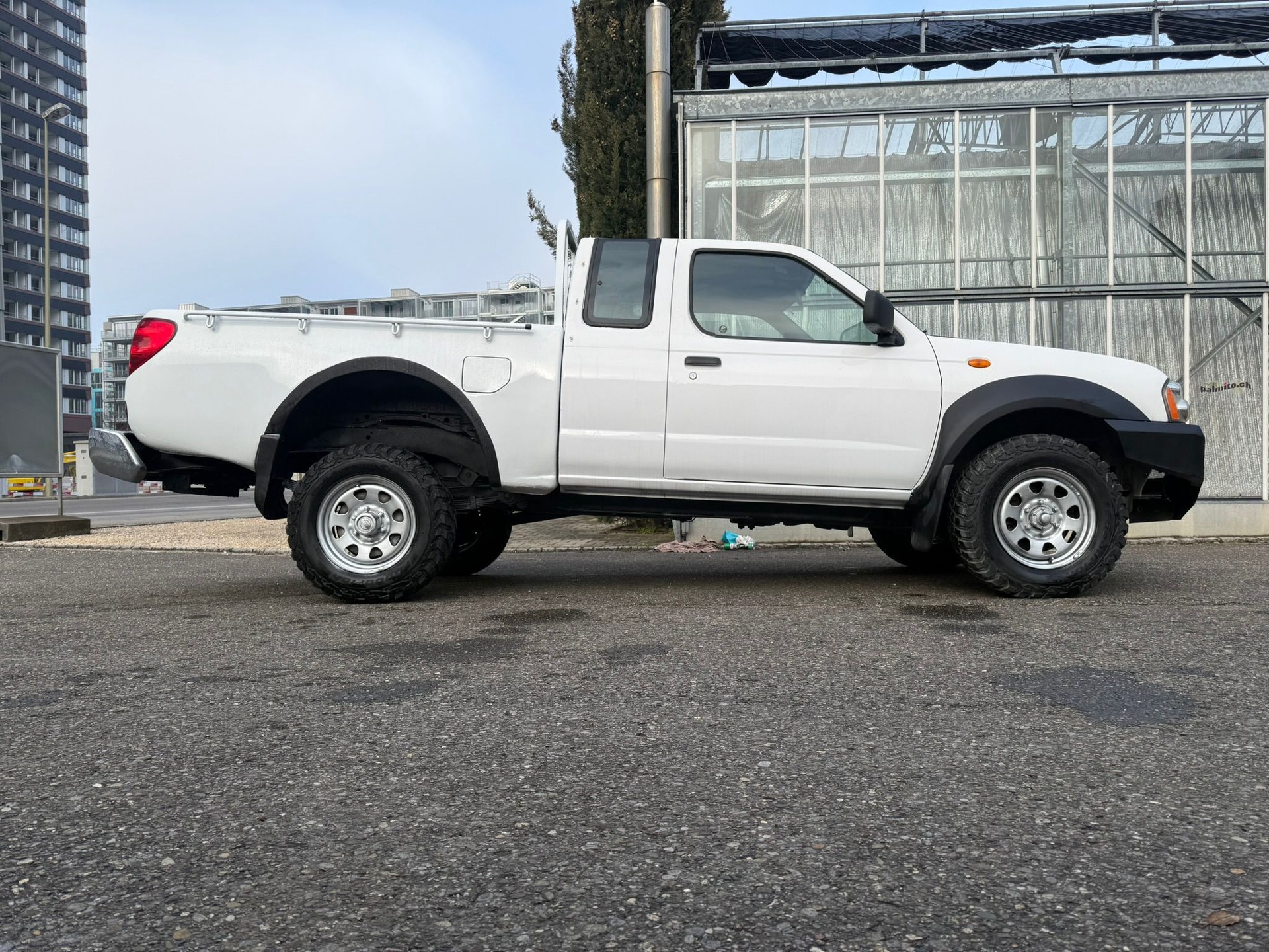 NISSAN 2.5 Di 4x4-image-0