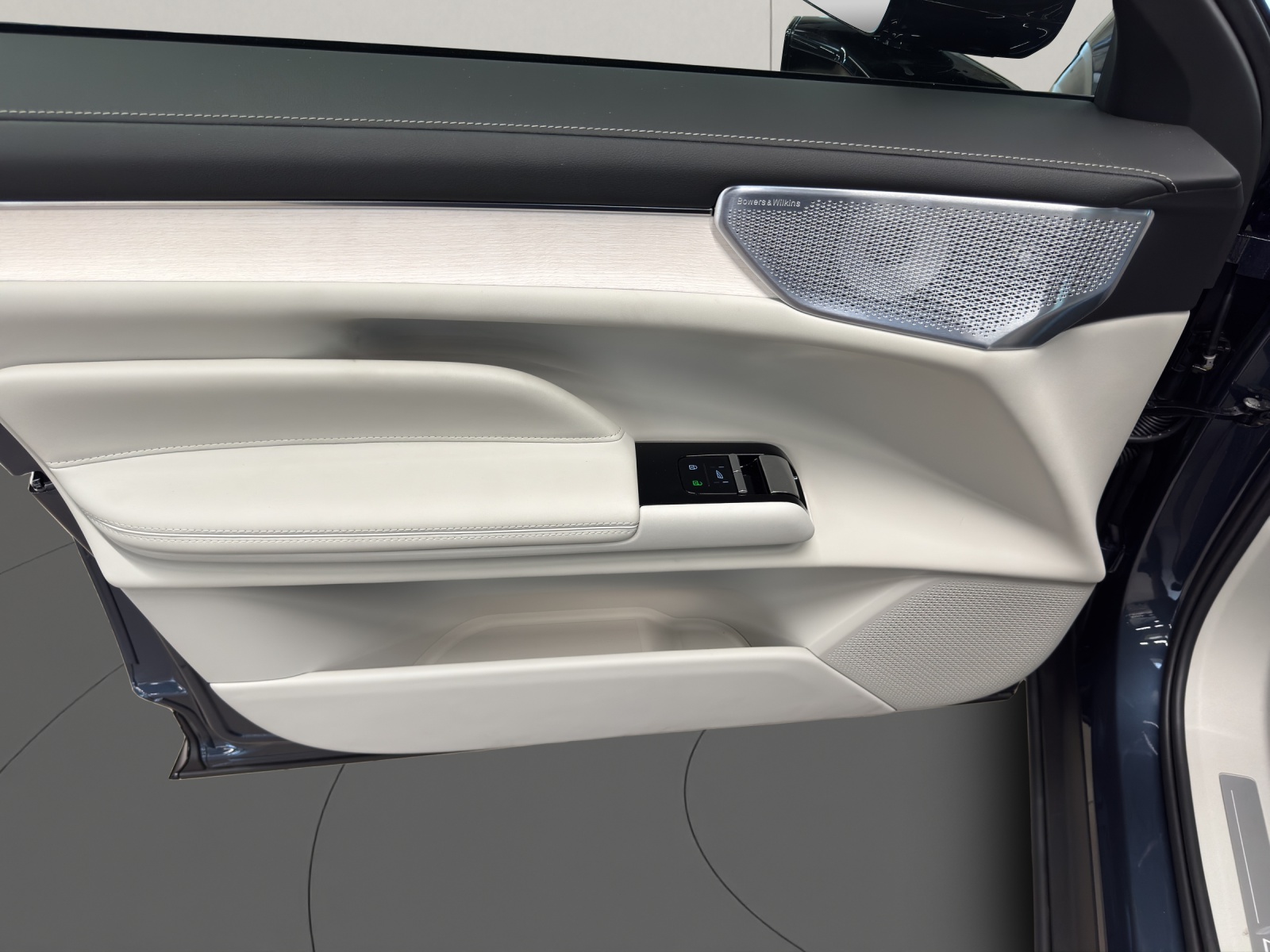 VOLVO ES90 Twin Performance Ultra AWD-image-15
