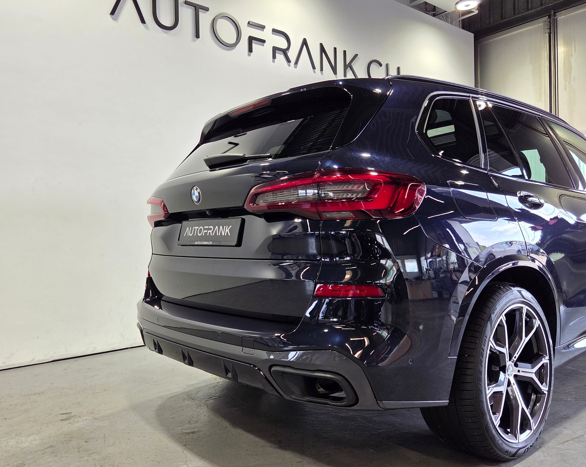 BMW X5 30d xDrive M-Sport-image-11
