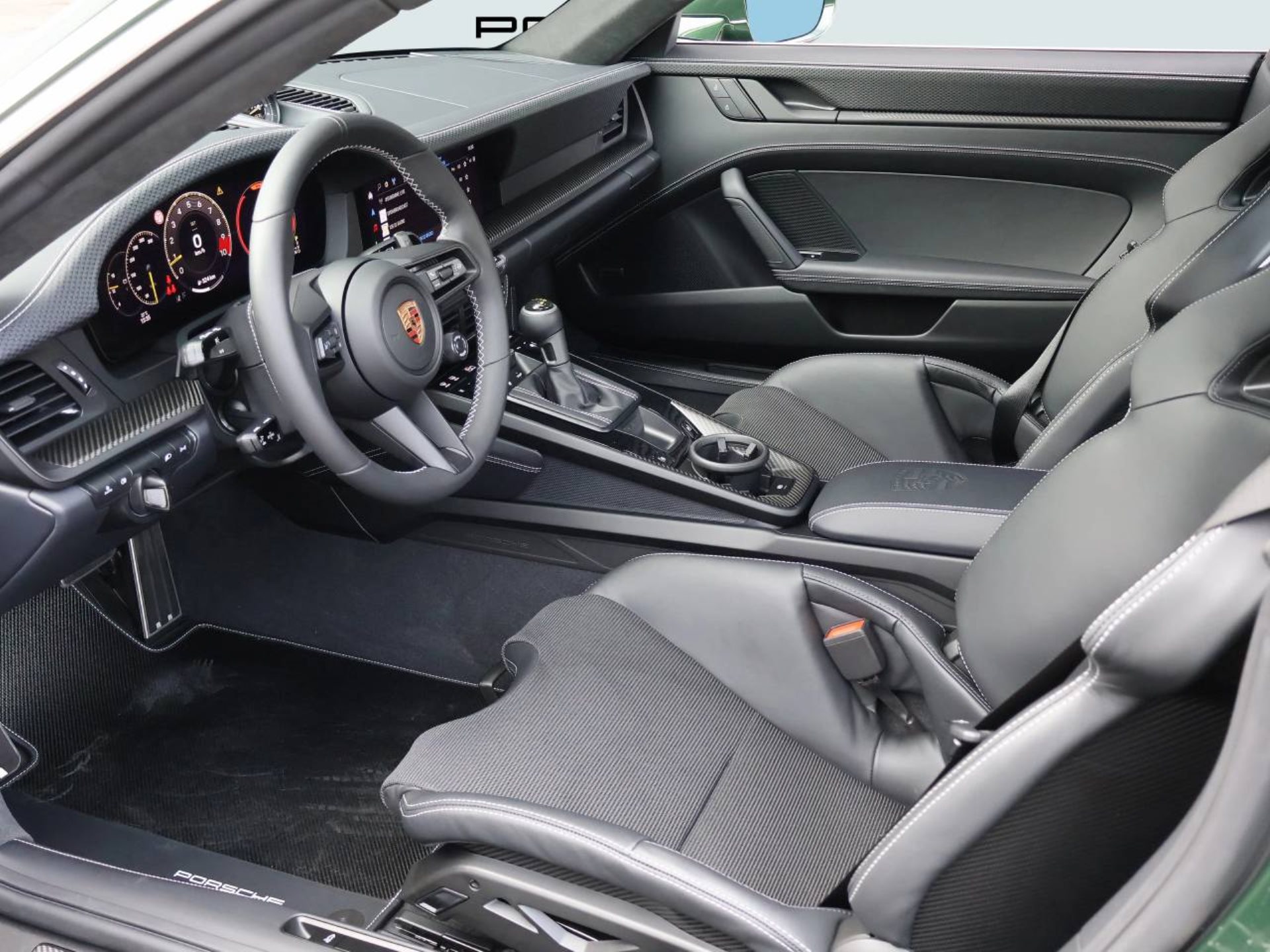 PORSCHE 911 GT3 mit Touring-Paket-image-3