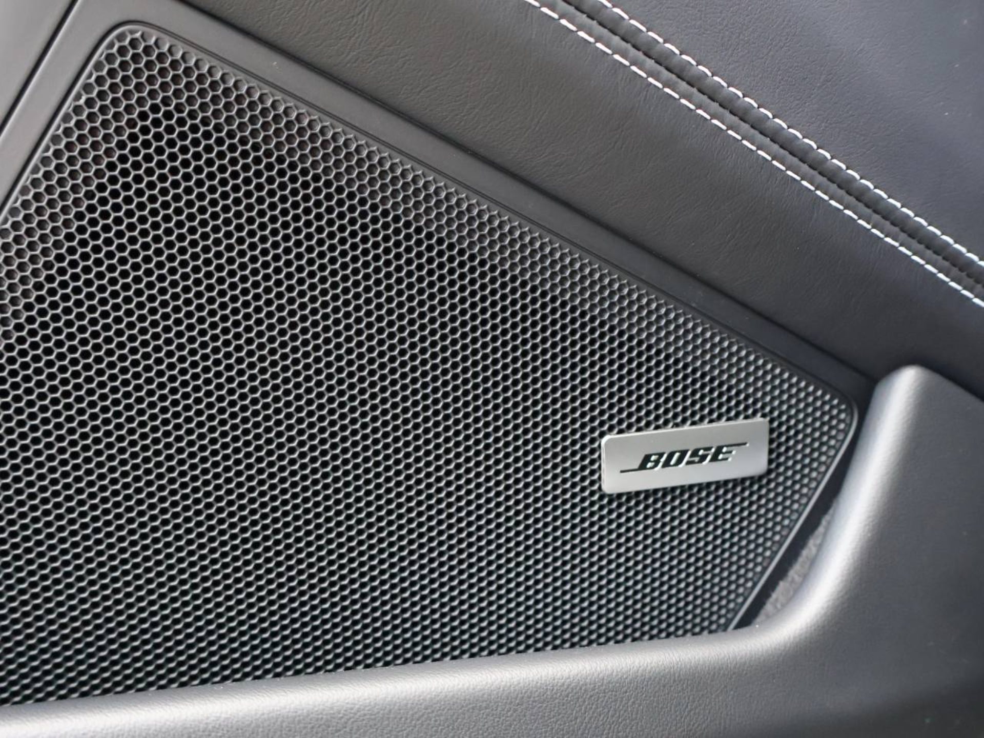 PORSCHE 911 GT3 mit Touring-Paket-image-27