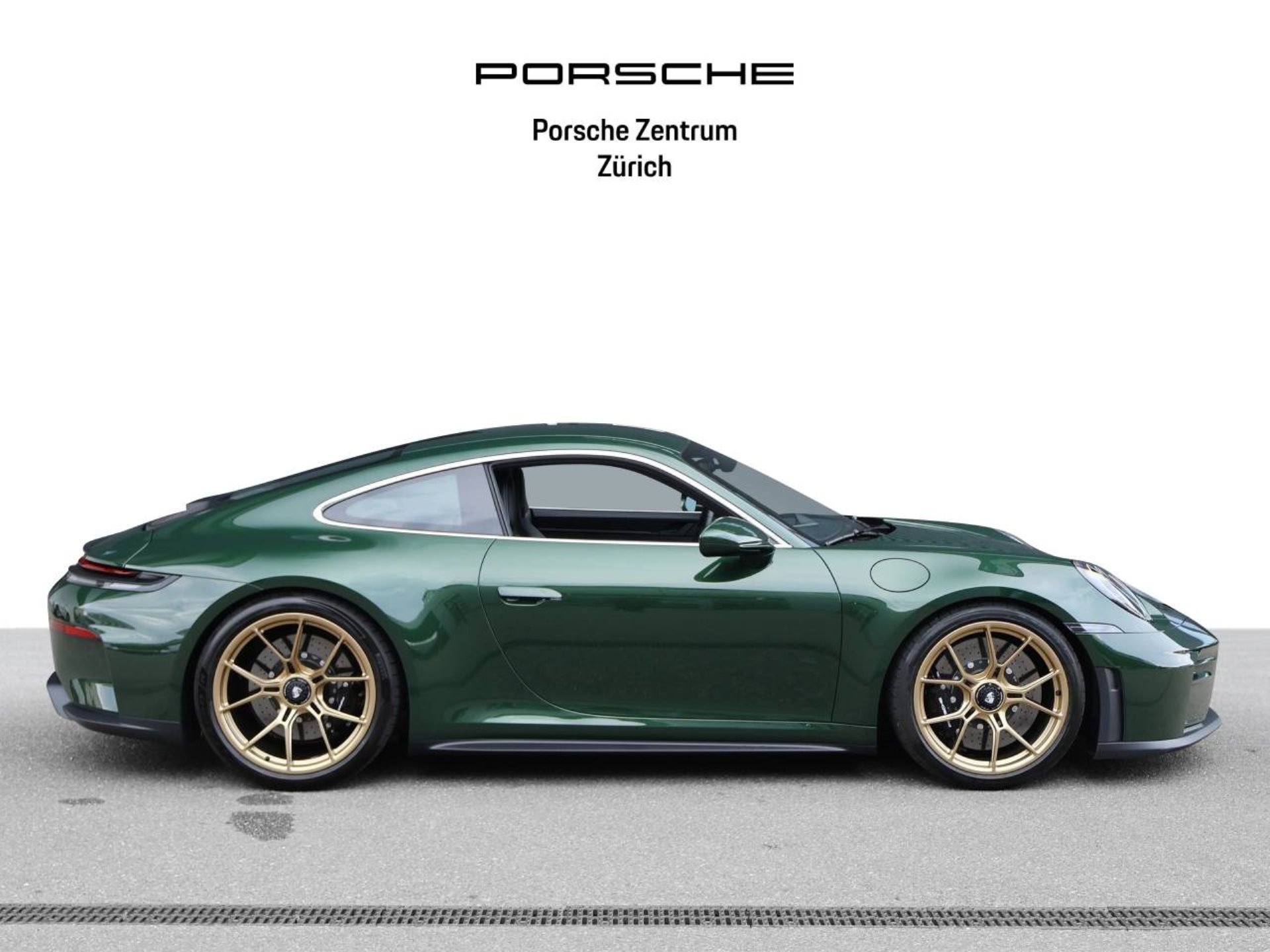 PORSCHE 911 GT3 mit Touring-Paket-image-6