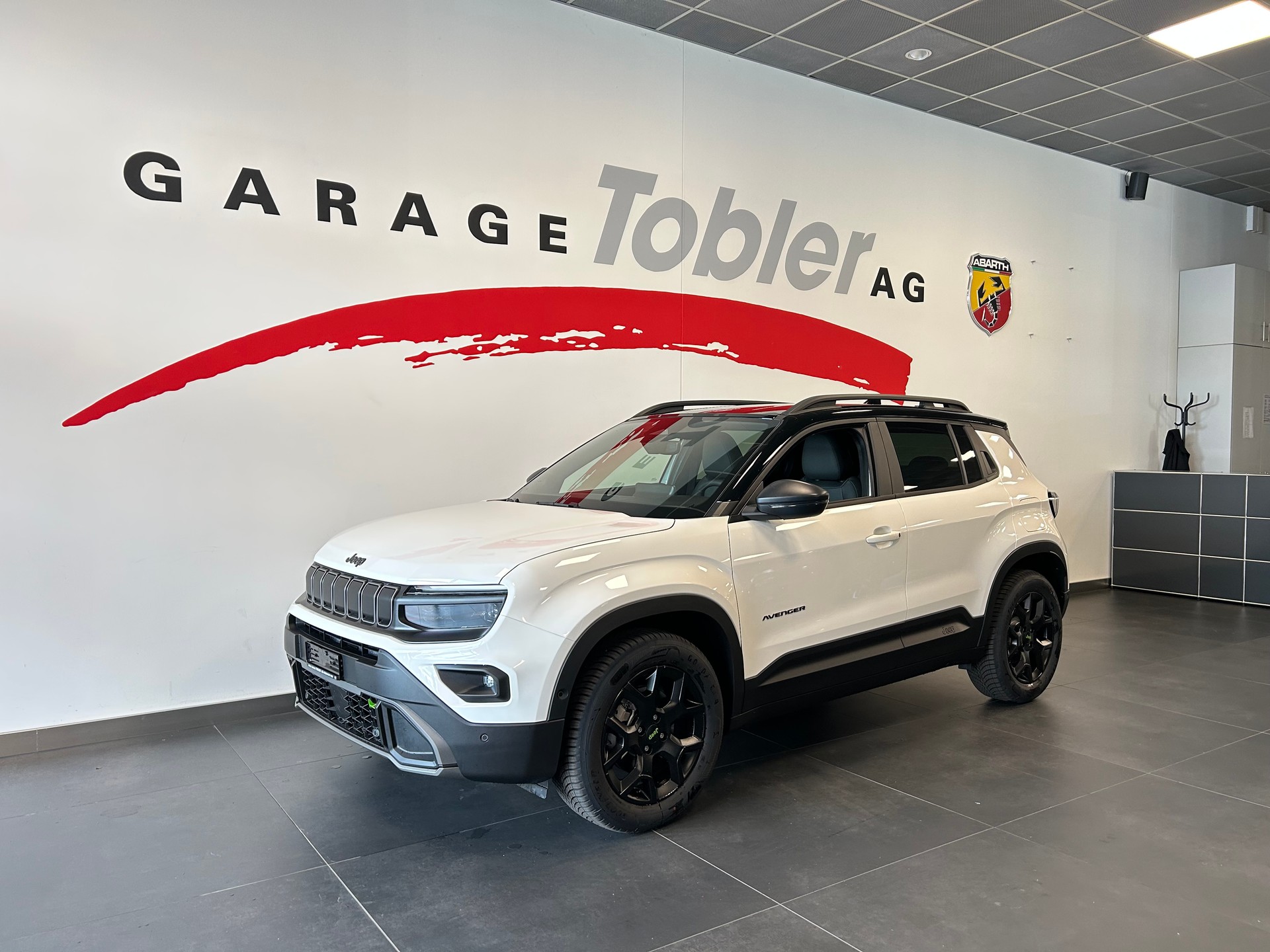 JEEP Avenger 1.2 Turbo MHEV Overland Leather 4xe-image-0