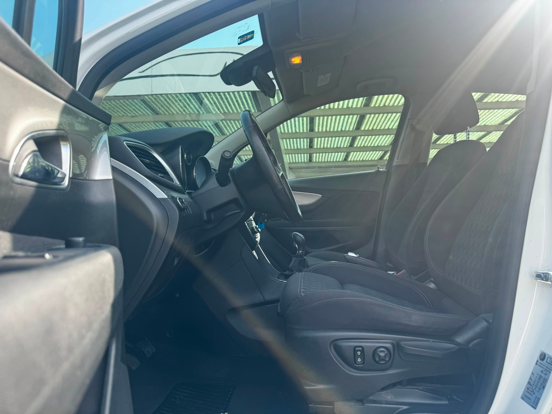 OPEL Mokka 1.6i 16V Enjoy 2WD-image-9
