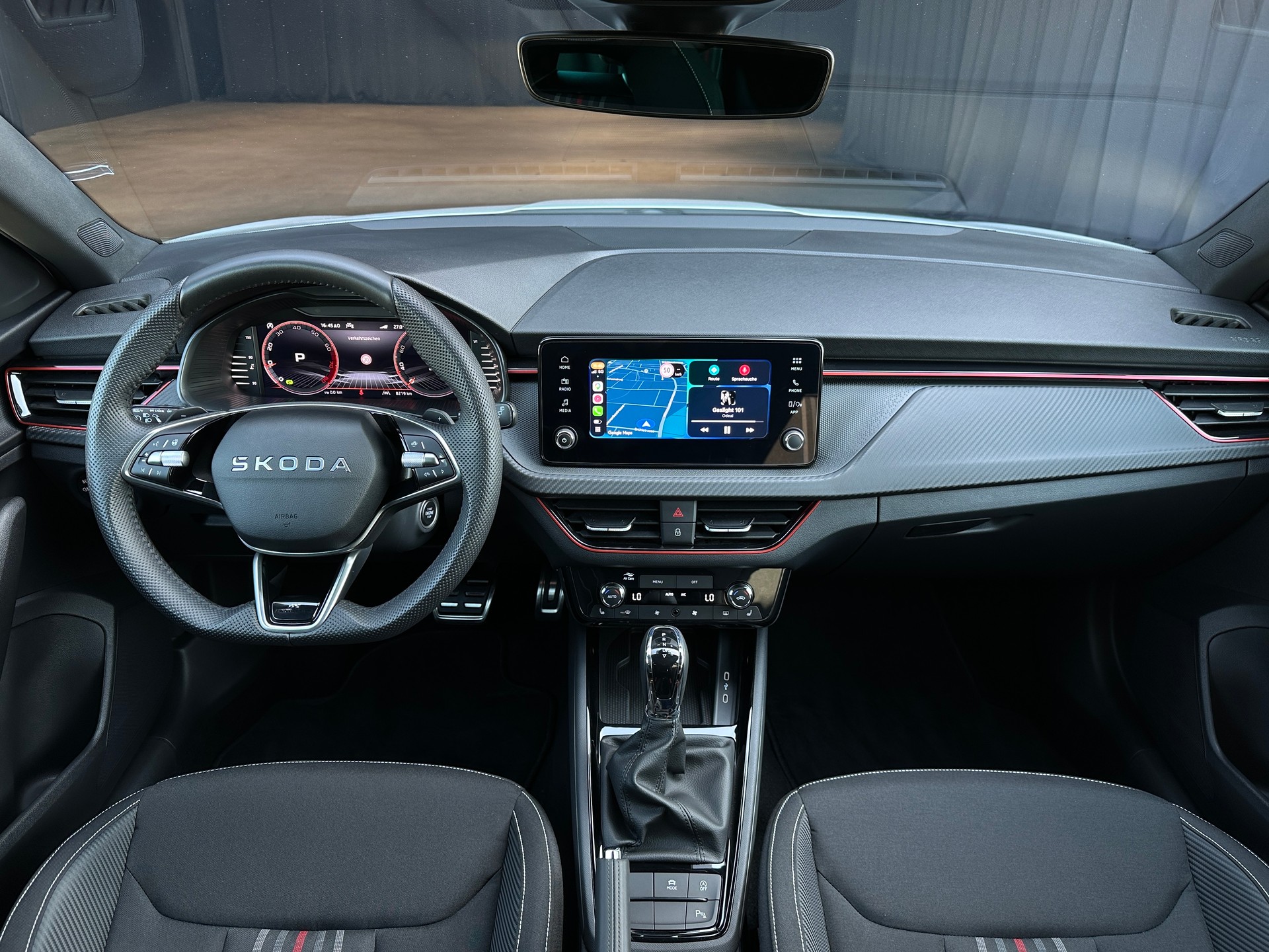 SKODA Scala 1.5 TSI Monte Carlo DSG-image-13