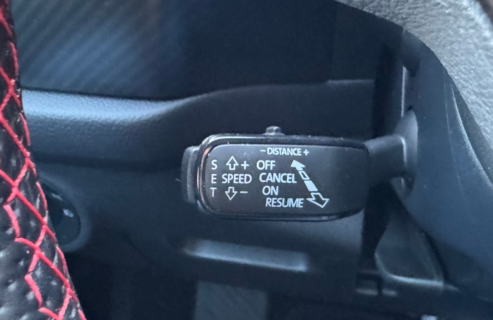 SKODA Kodiaq 2.0 Bi-TDI SCR RS 4x4 DSG-image-15