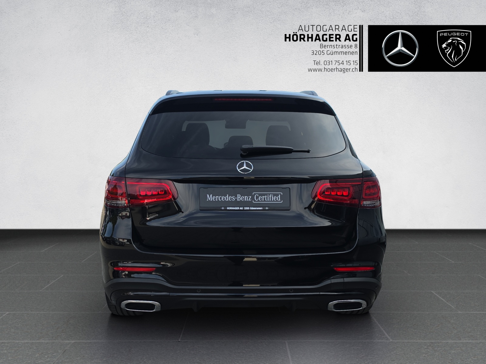 MERCEDES-BENZ GLC 300 AMG Line 4Matic 9G-Tronic-image-3
