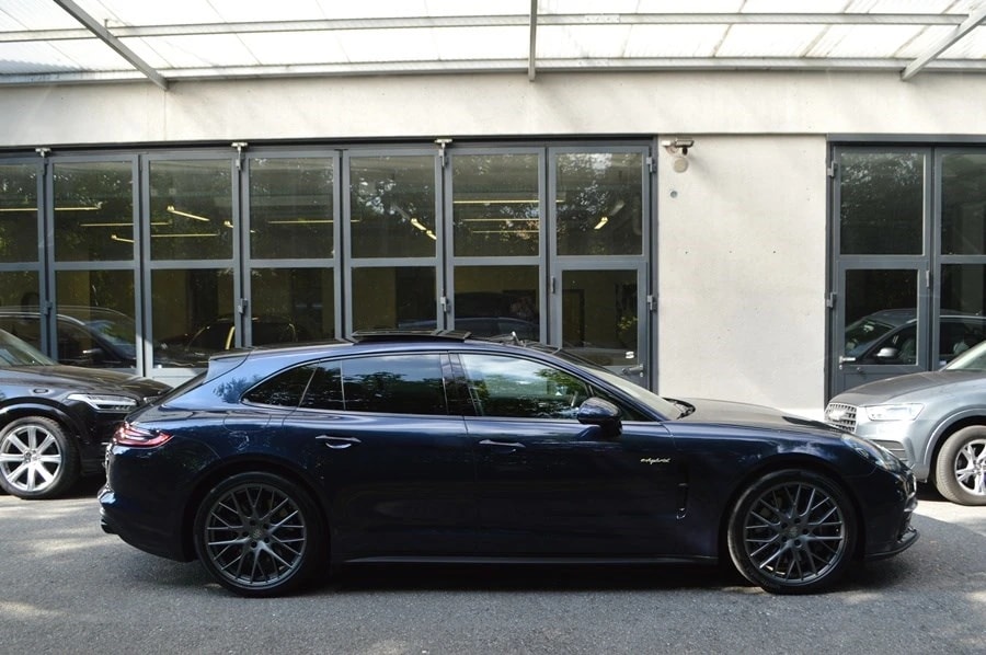 PORSCHE Panamera 4 E-Hybrid Sport Turismo PDK-image-13