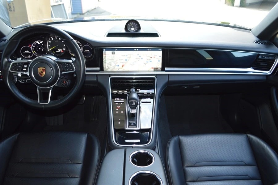 PORSCHE Panamera 4 E-Hybrid Sport Turismo PDK-image-7