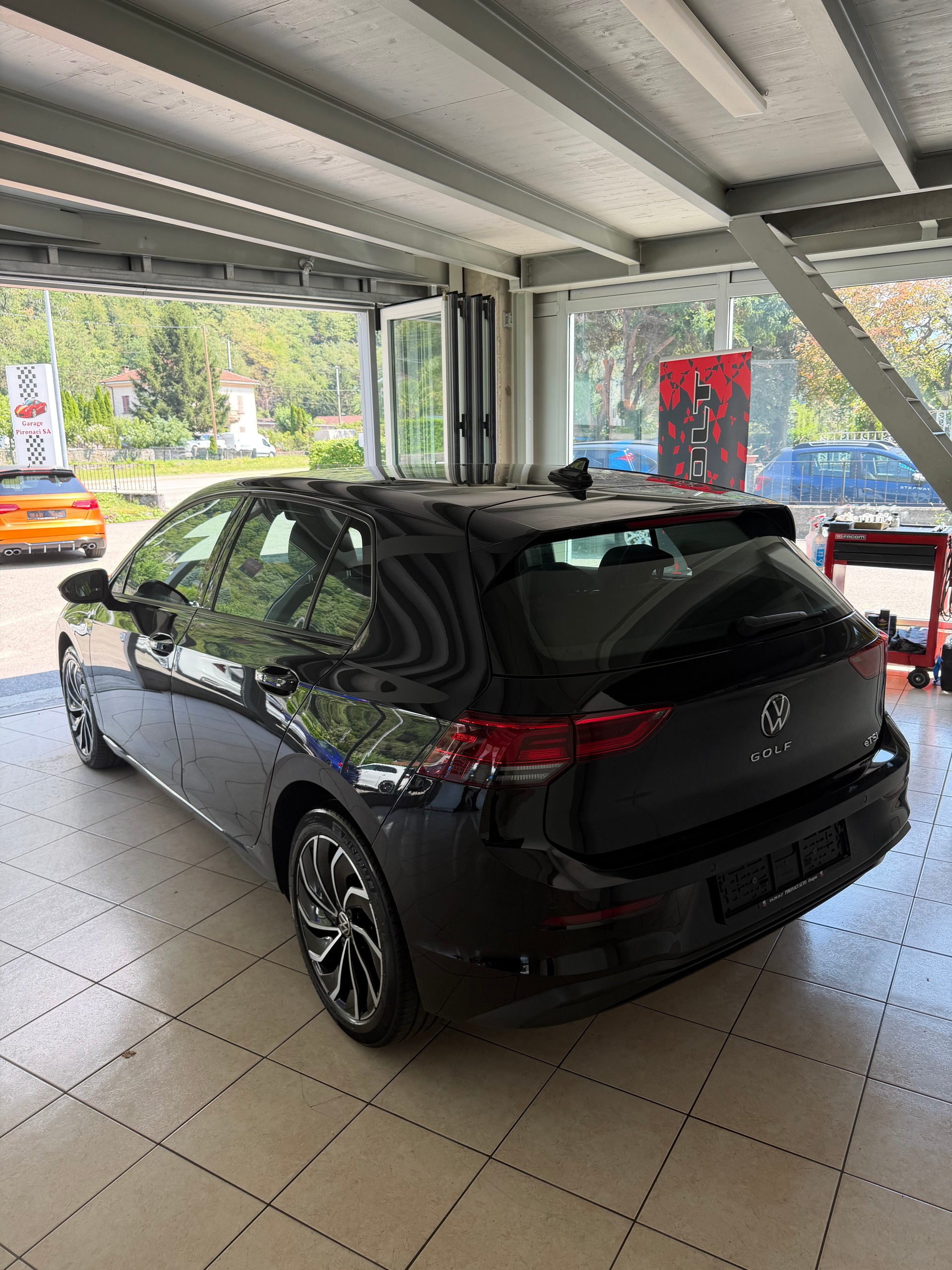 VW Golf 1.5 e TSI ACT Life DSG-image-4