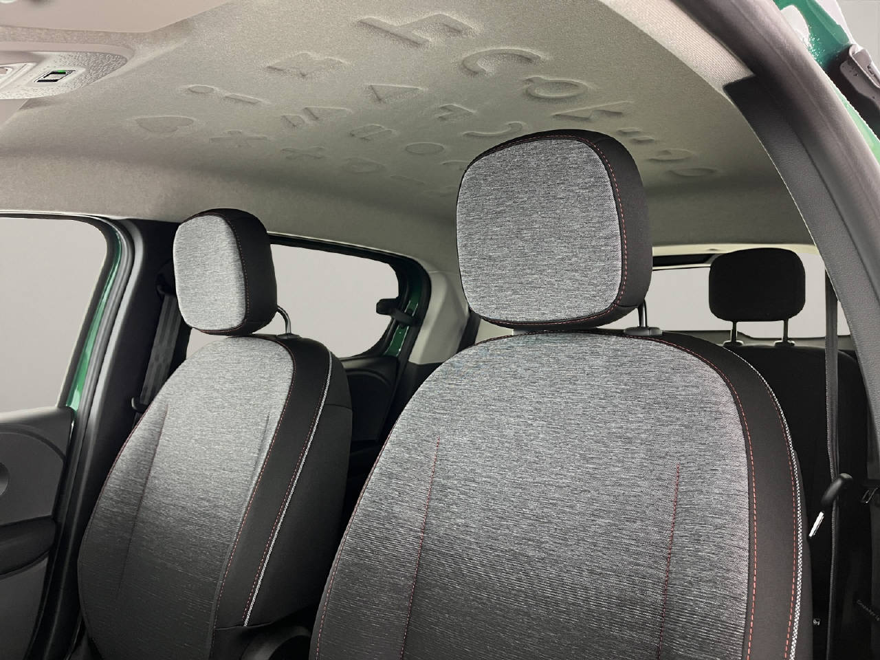 RENAULT Twingo E-Tech Urban Range techno-image-14
