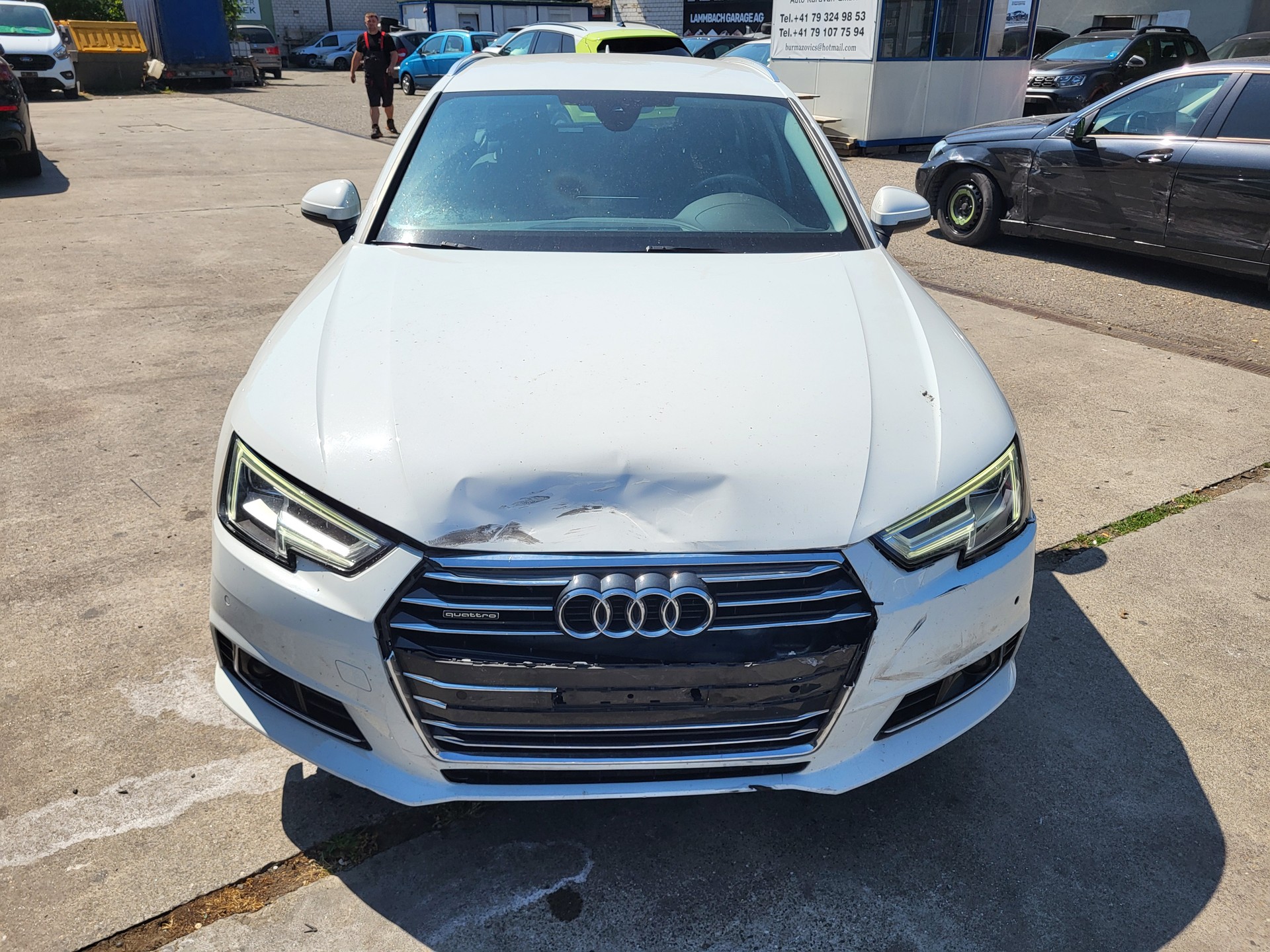 AUDI A4 Avant 2.0 TDI Design quattro S-tronic-image-0