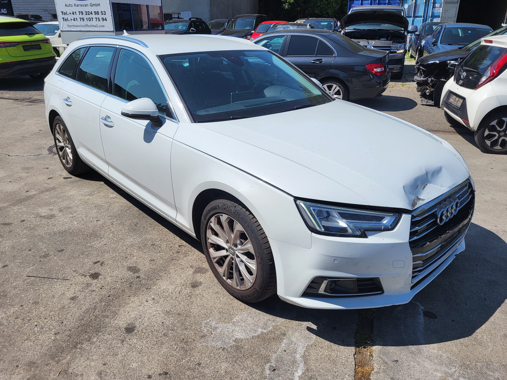 AUDI A4 Avant 2.0 TDI Design quattro S-tronic-image-5