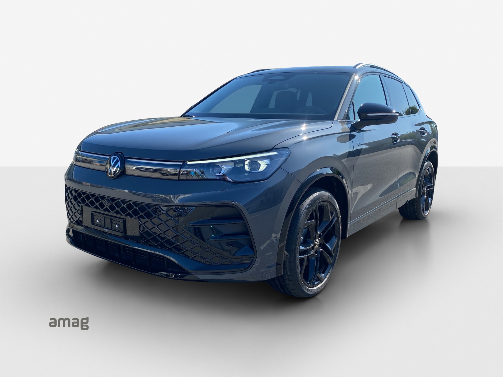 VW Tiguan 2.0 TSI DSG R-Line Plus 4Motion-image-0