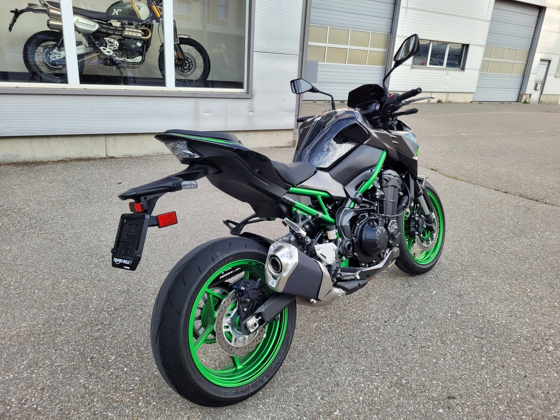 KAWASAKI Z 900-showroom-element-2