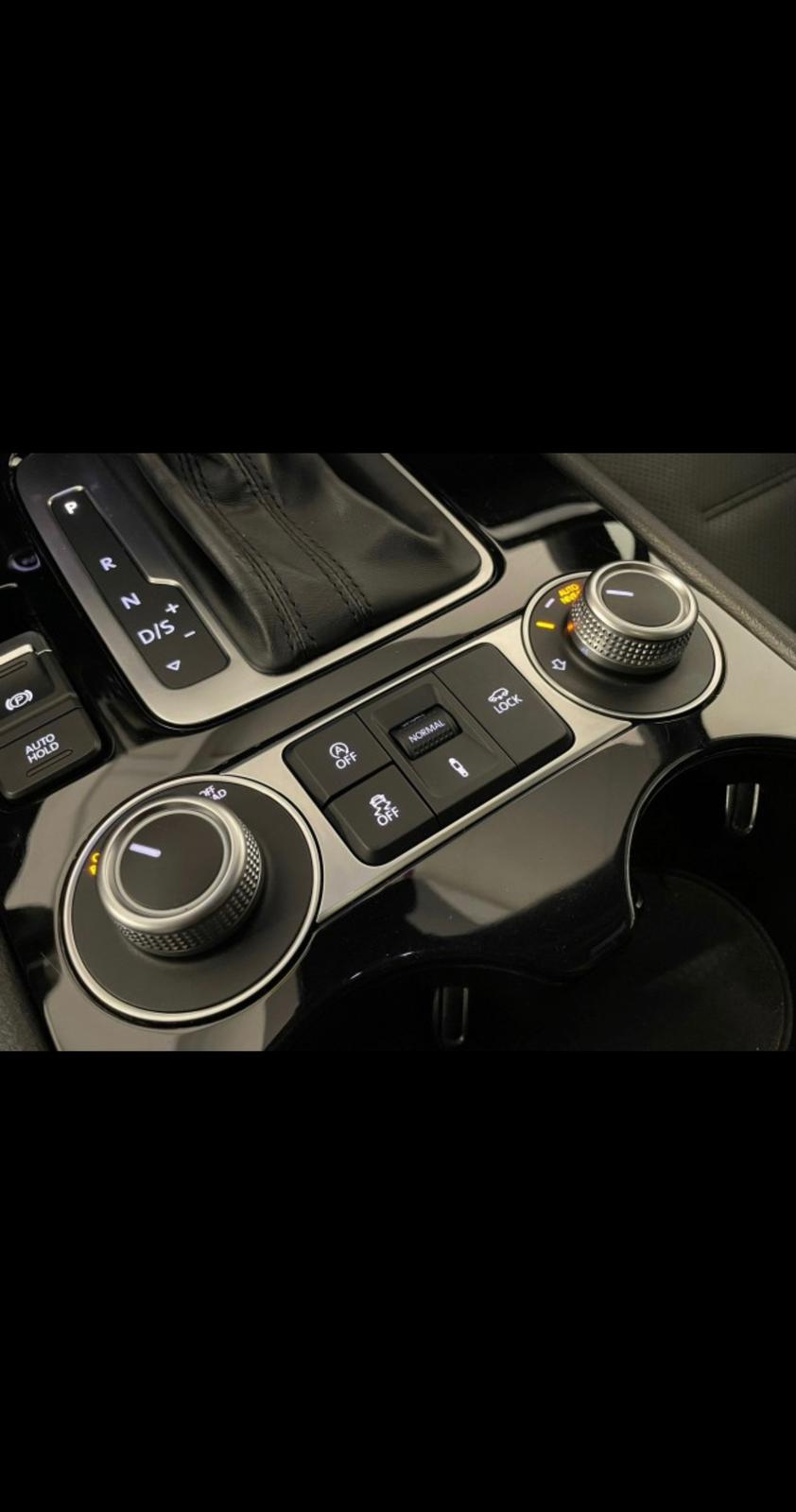 VW Touareg 3.0 TDI BlueMotion Technology Tiptronic-image-10
