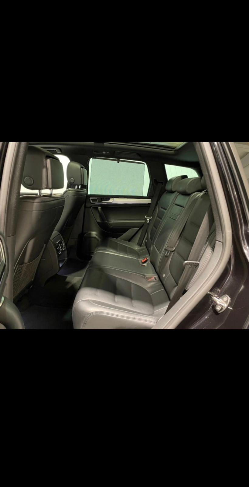 VW Touareg 3.0 TDI BlueMotion Technology Tiptronic-image-12