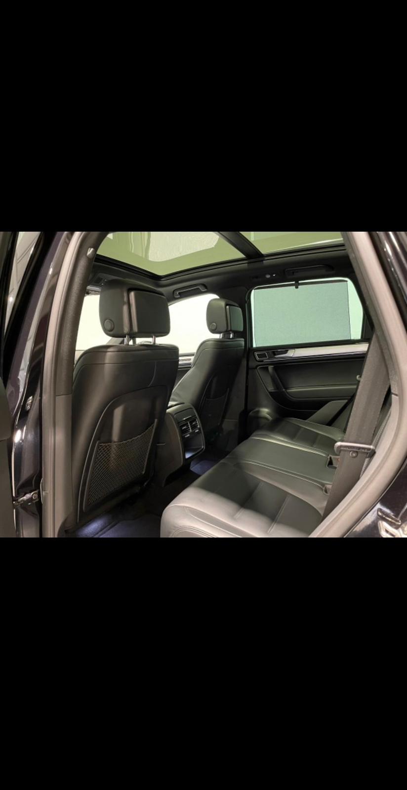 VW Touareg 3.0 TDI BlueMotion Technology Tiptronic-image-13