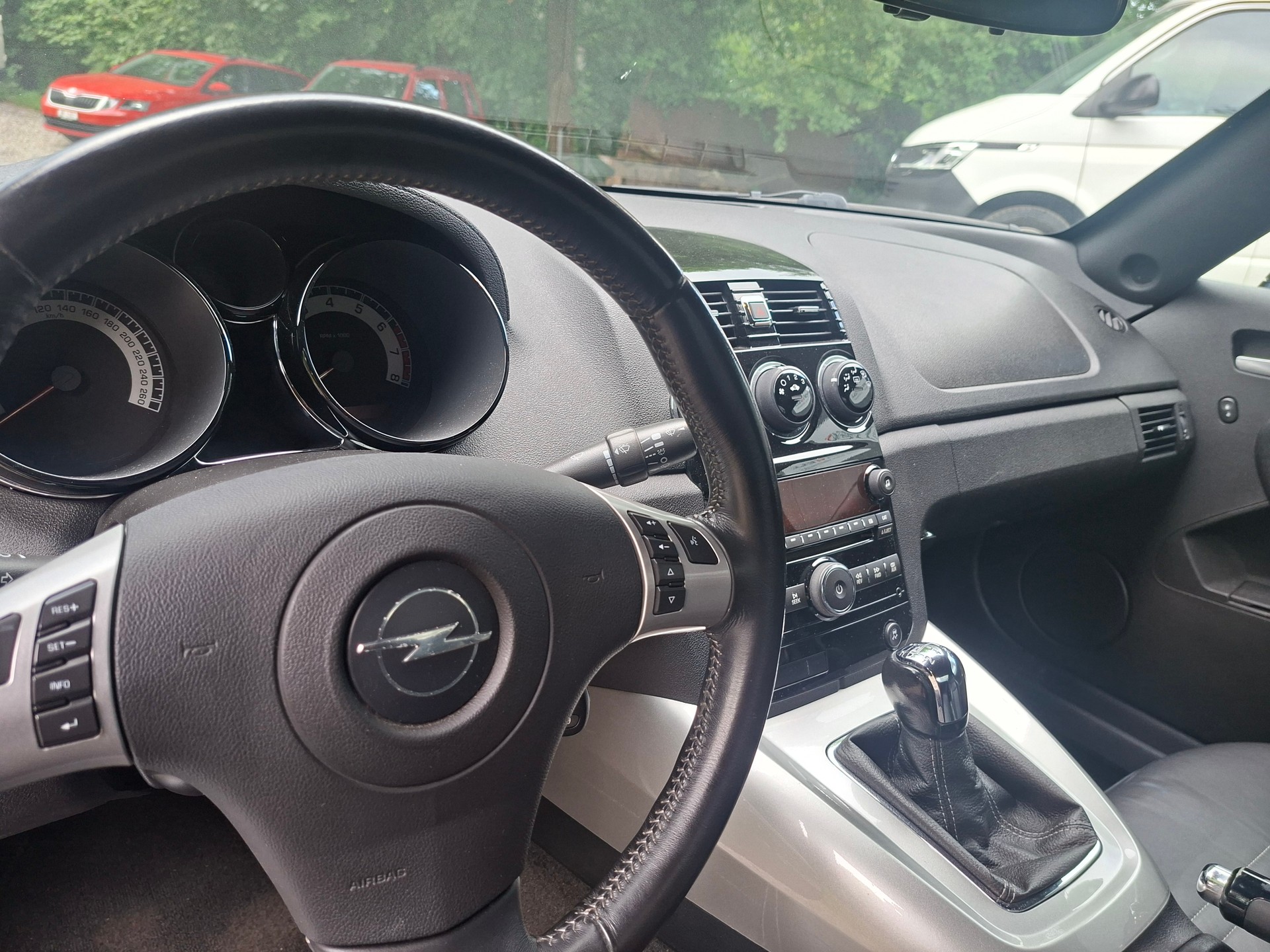 OPEL GT 2.0 Turbo-image-3