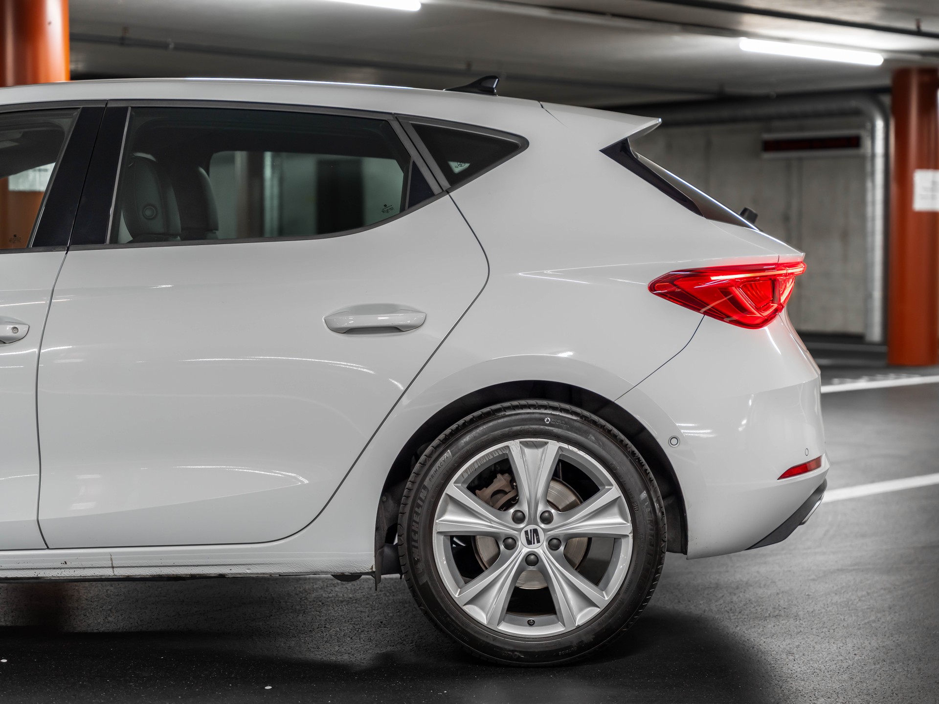 SEAT Leon 1.5 Eco TSI FR-image-4
