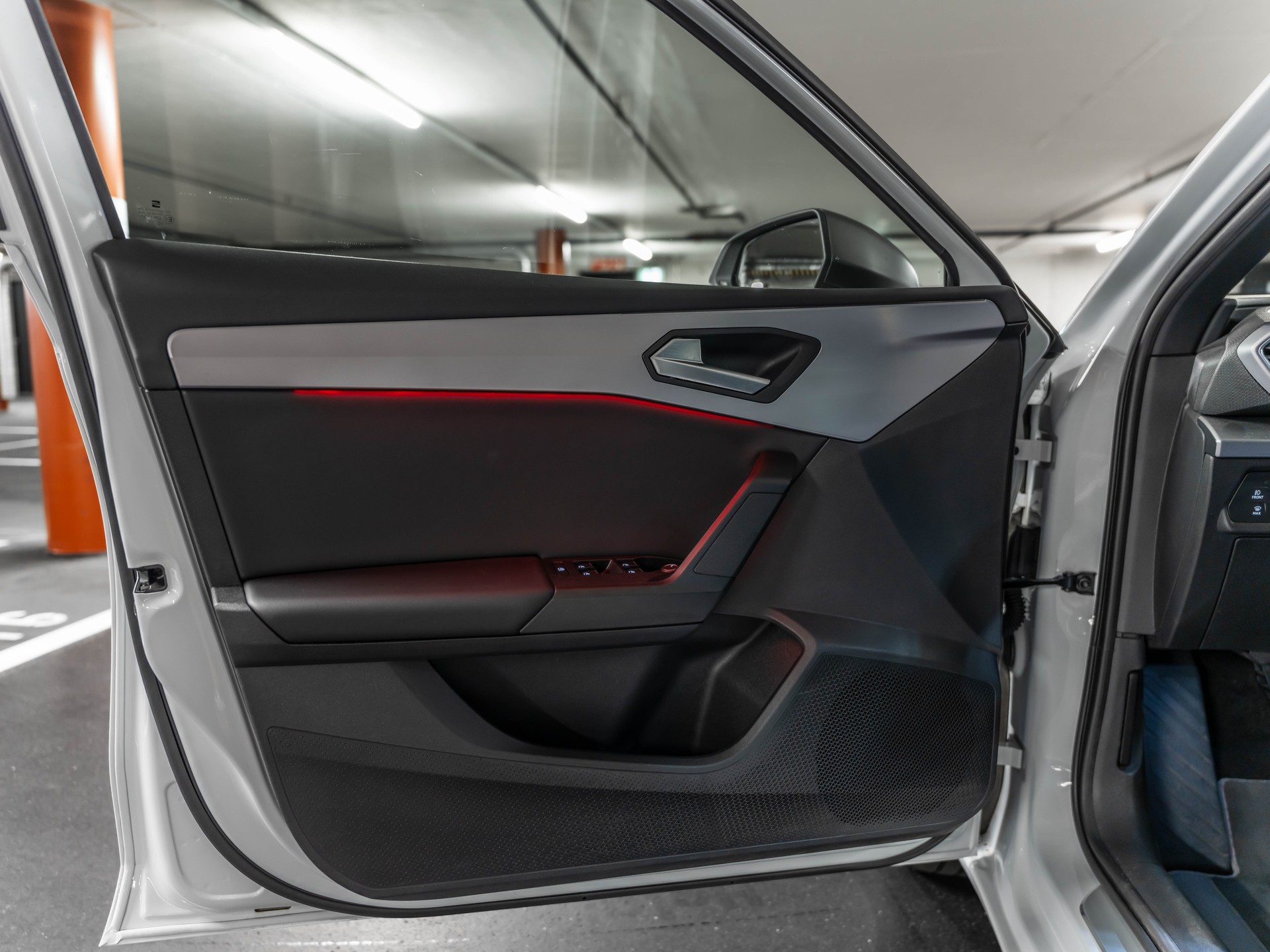 SEAT Leon 1.5 Eco TSI FR-image-26