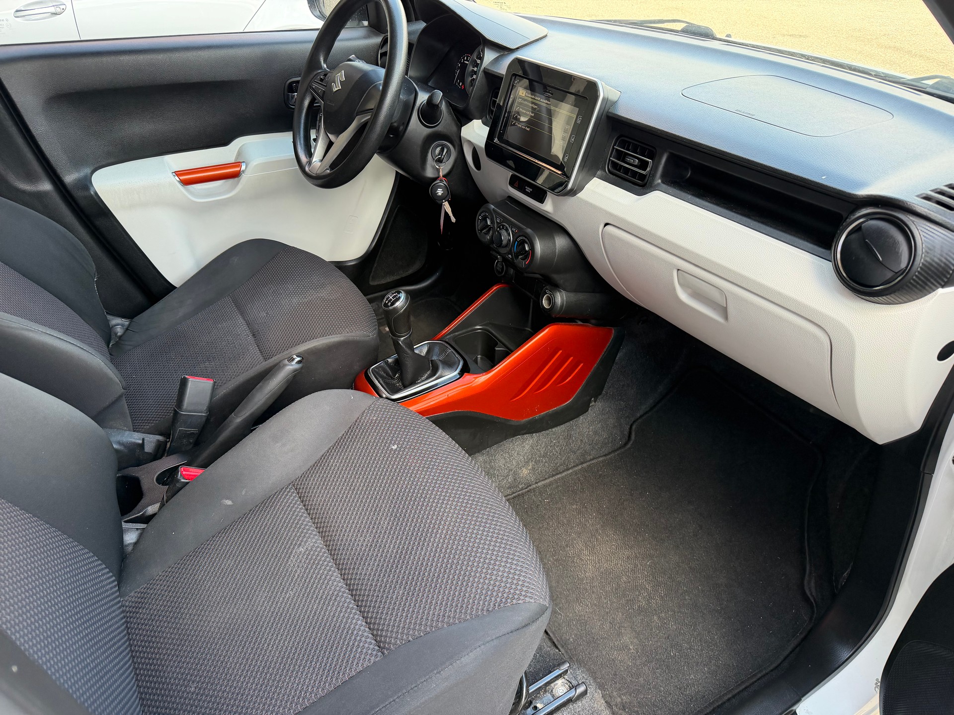 SUZUKI Ignis 1.2i Compact Top Hybrid-image-9