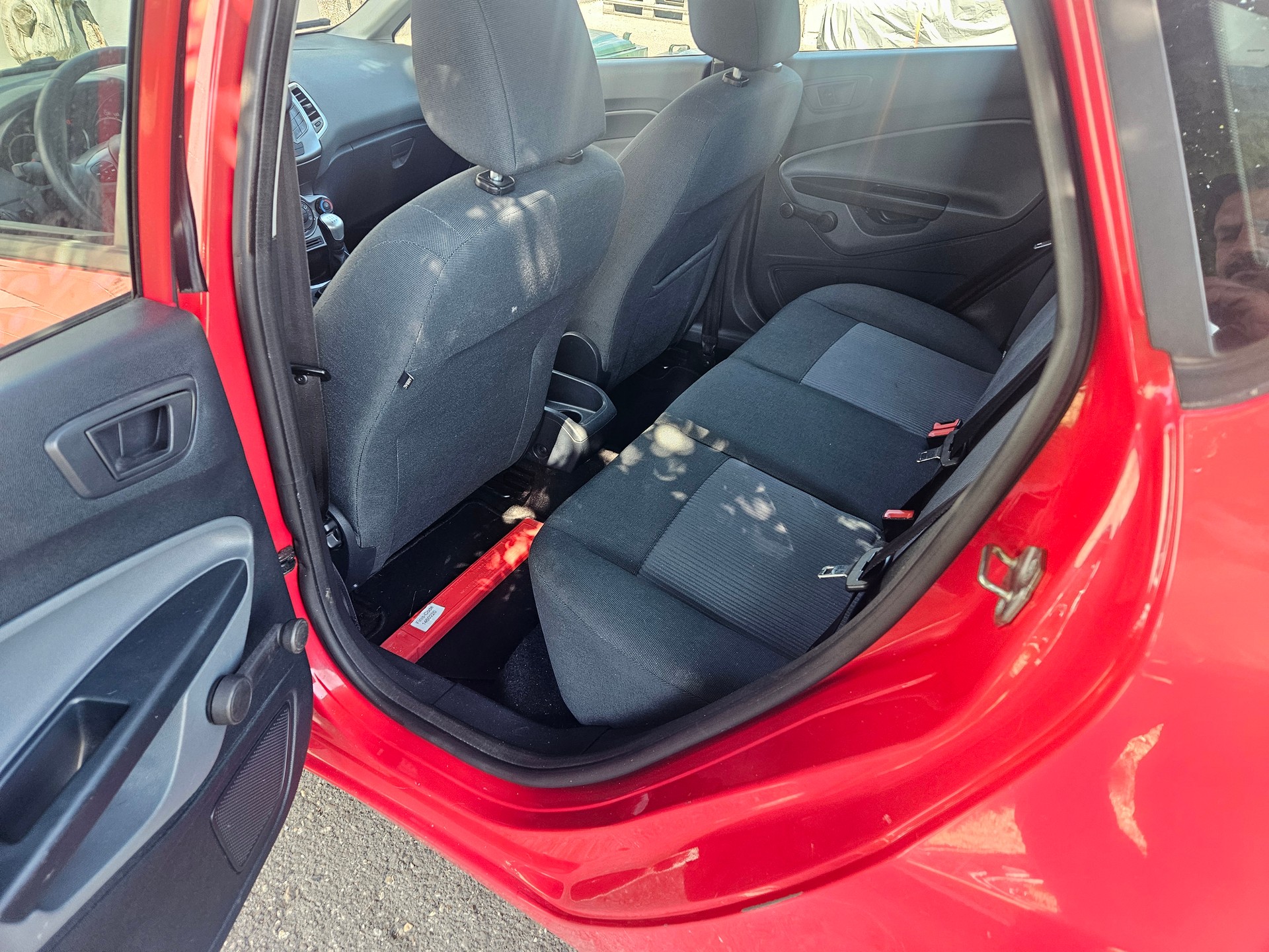 FORD Fiesta 1.4 16V Trend-image-13