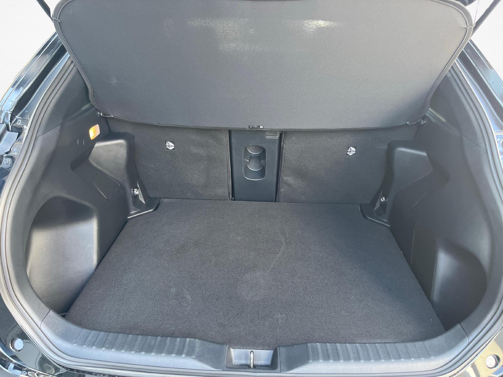 TOYOTA Yaris Cross 1.5 VVT-i HSD Trend AWD-i-image-10