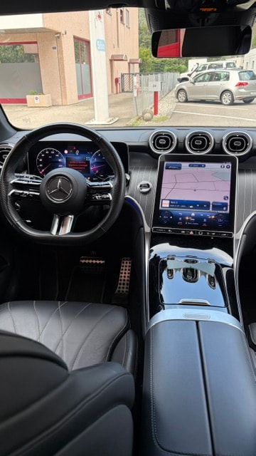 MERCEDES-BENZ GLC 300 4Matic AMG Line 9G-Tronic-image-1