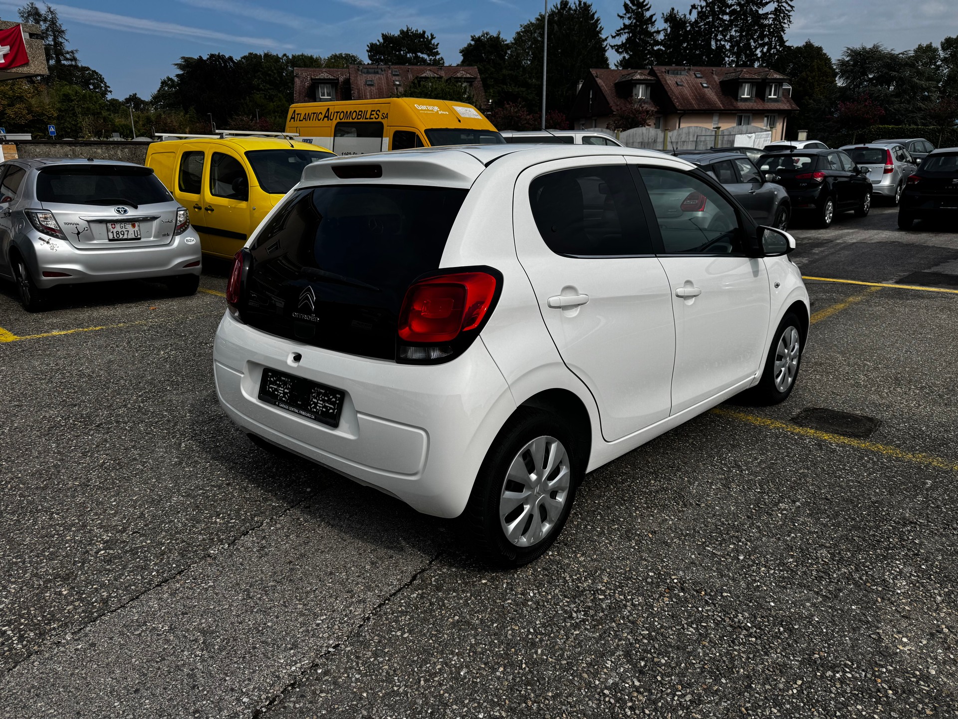 CITROEN C1 1.0 VTi ETG5 Shine Airscape-image-5
