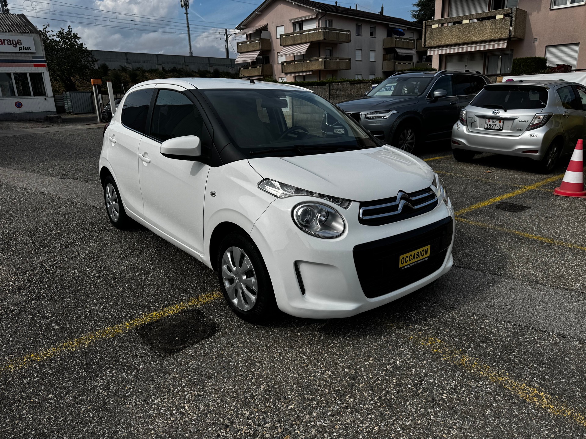 CITROEN C1 1.0 VTi ETG5 Shine Airscape-image-7