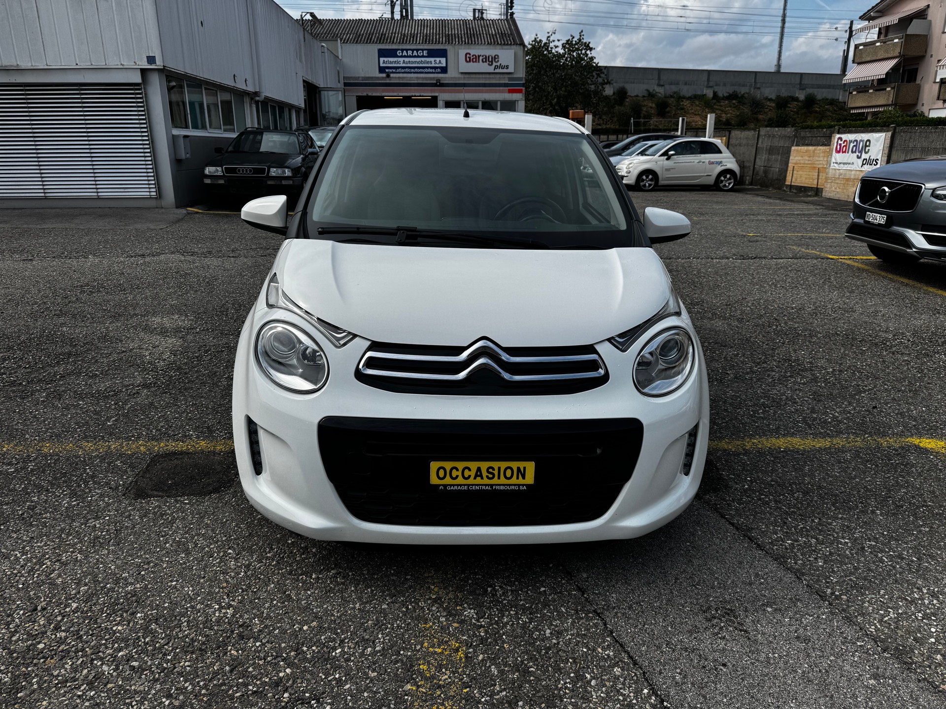 CITROEN C1 1.0 VTi ETG5 Shine Airscape-image-0