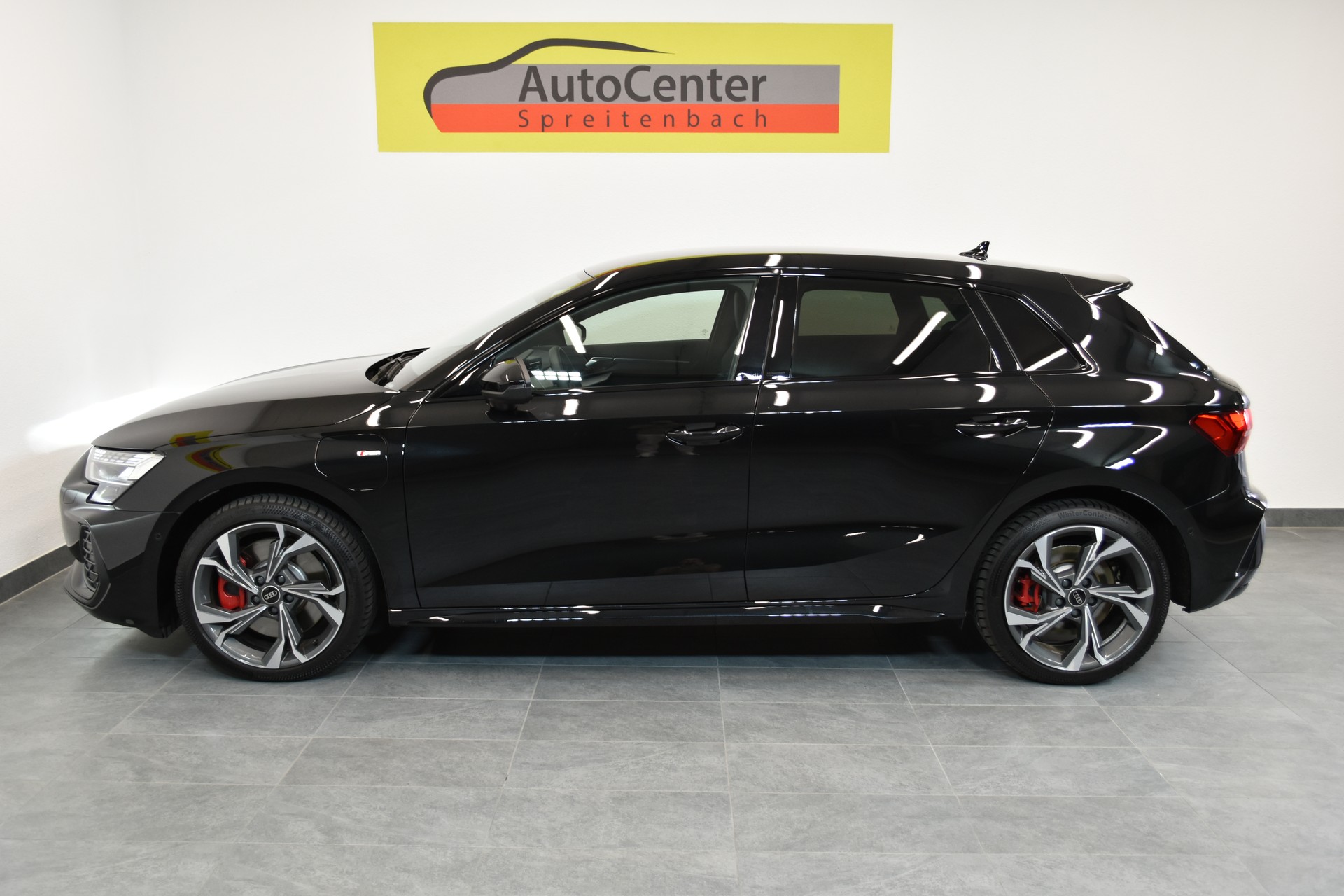 AUDI A3 Sportback 45 TFSI e S line S-tronic-image-8