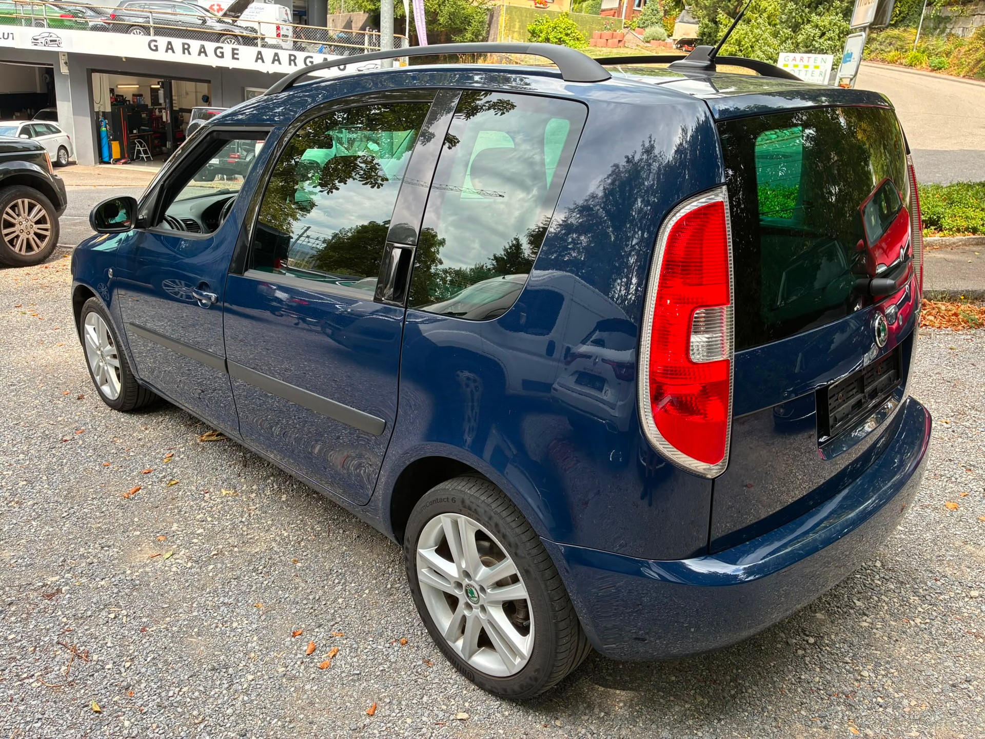SKODA Roomster 1.6 TDI Elegance-image-5
