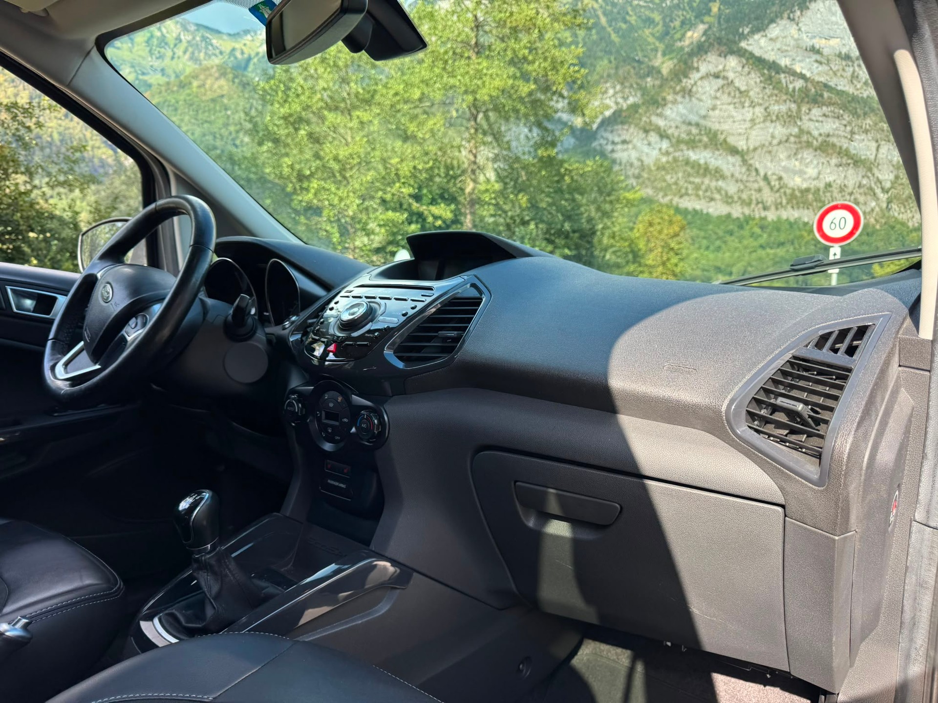 FORD EcoSport 1.0 SCTi Titanium S-image-13