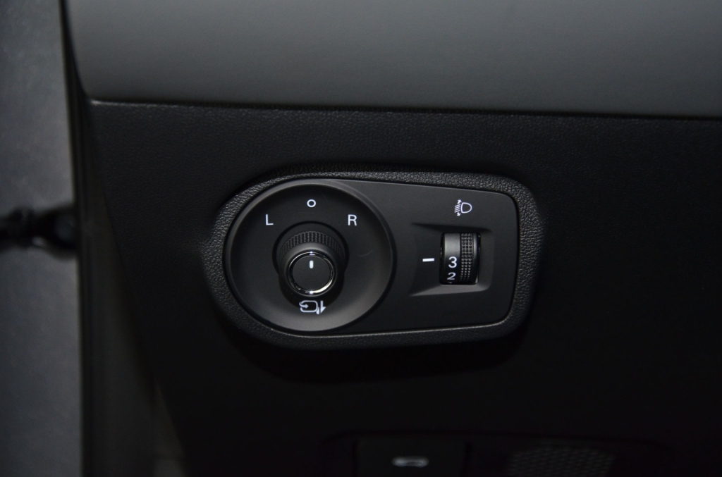 MG 4 EV 64kWh Premium Facelift-image-21
