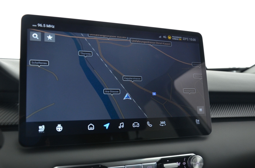 MG 4 EV 64kWh Premium Facelift-image-14