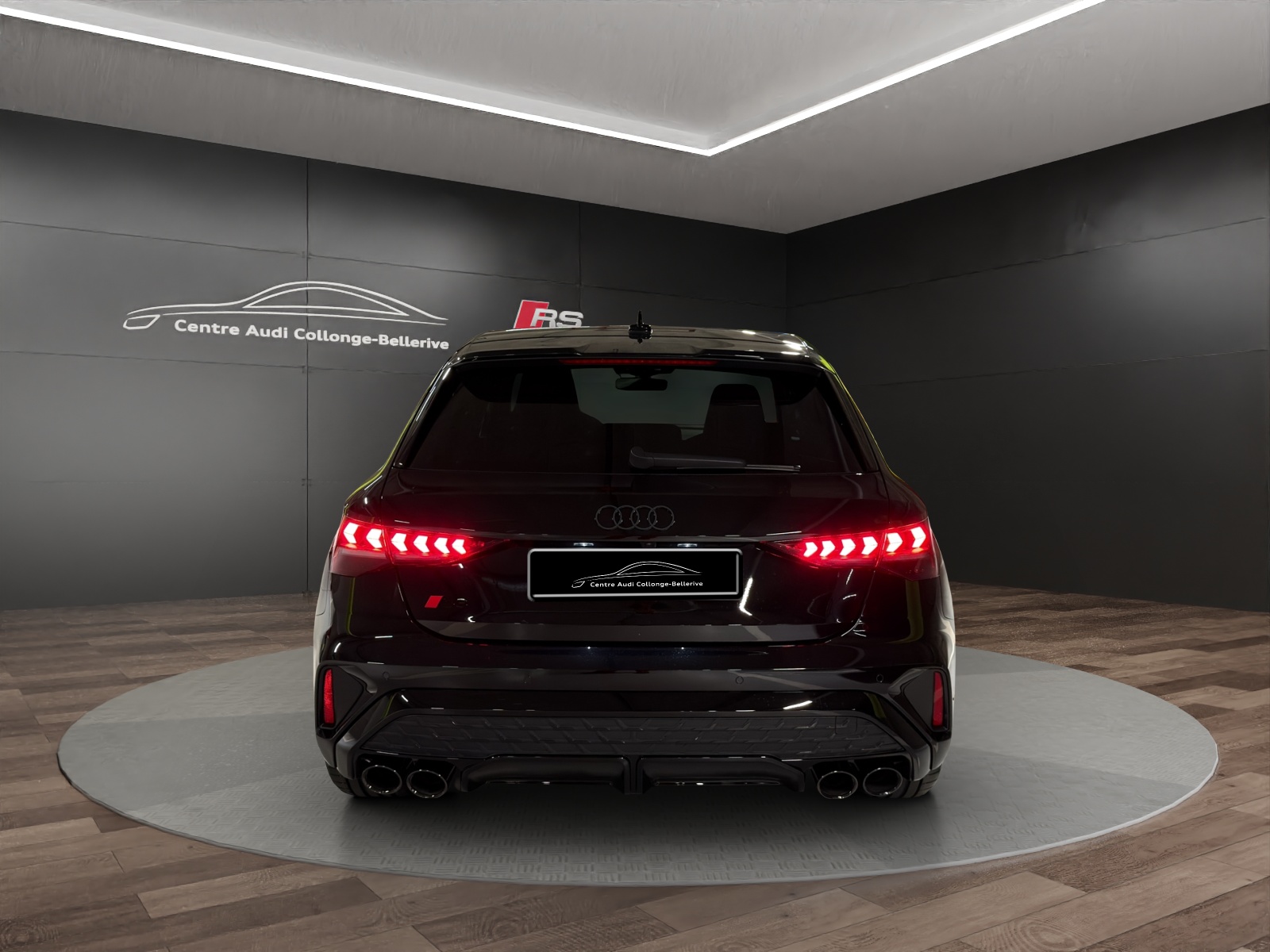 AUDI S3 Sportback TFSI quattro S-tronic-image-4