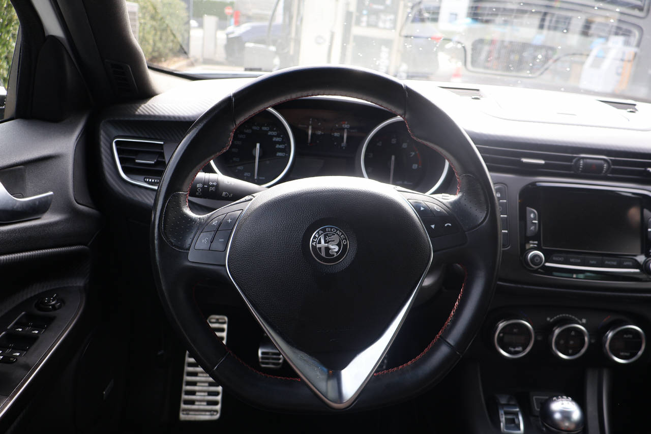 ALFA ROMEO Giulietta 1.4 TB Sprint-image-11