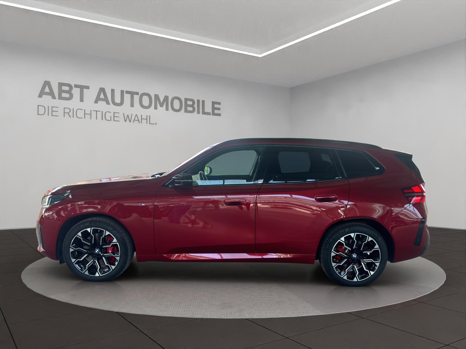 BMW X3 M50i-showroom-element-2