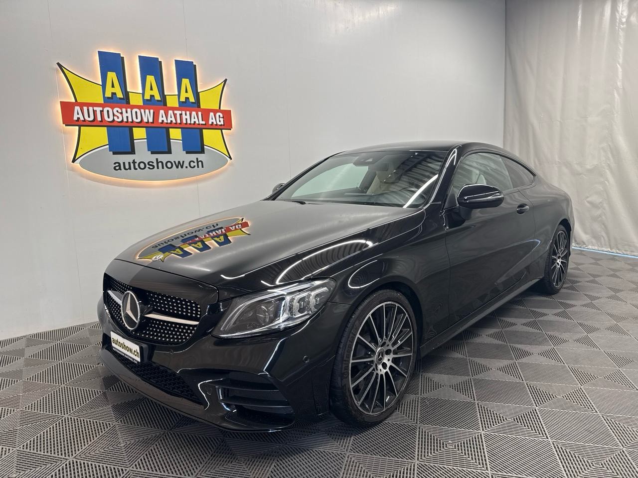 MERCEDES-BENZ C 300 d Coupé AMG Line 9G-Tronic-image-0