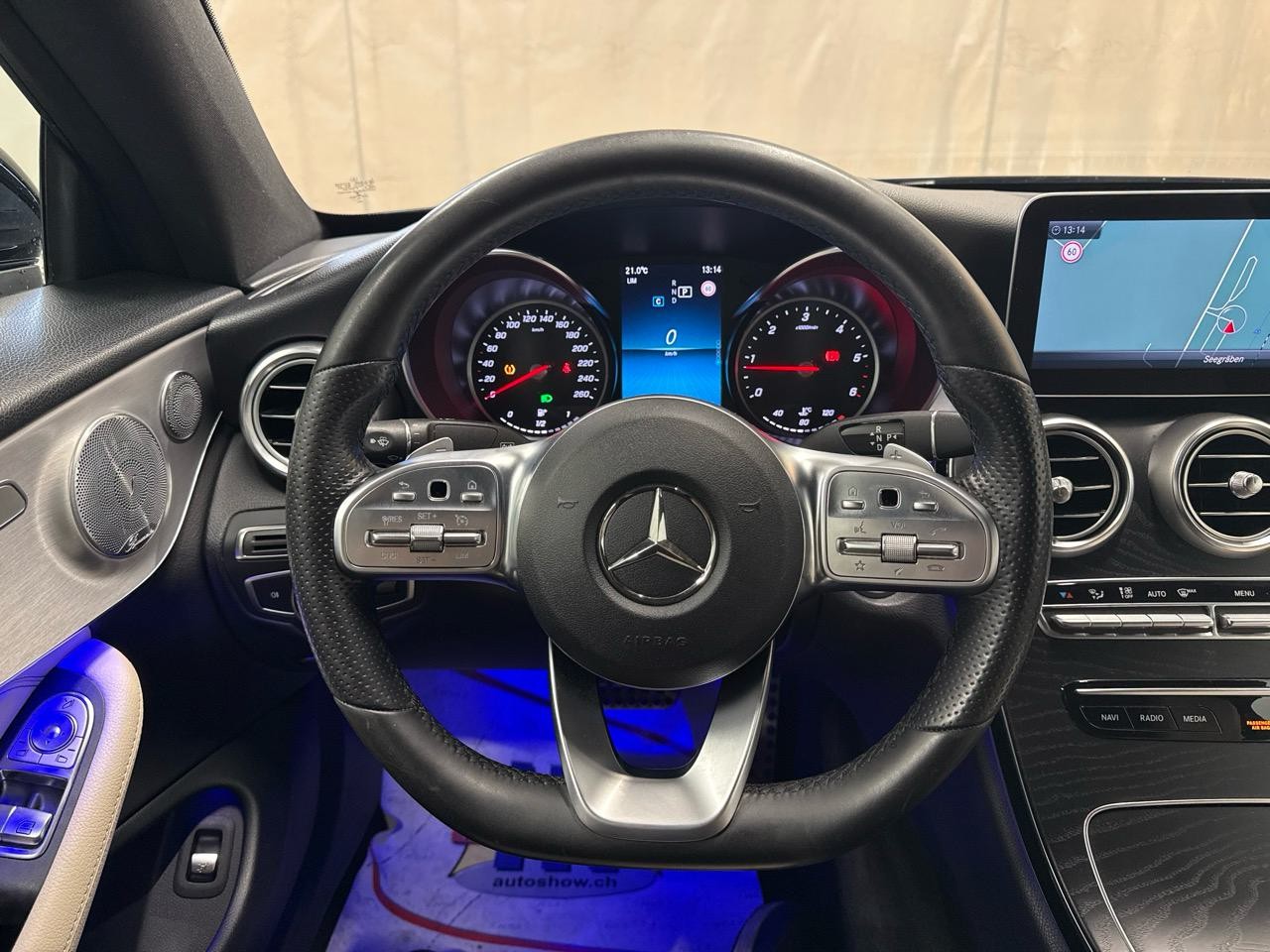 MERCEDES-BENZ C 300 d Coupé AMG Line 9G-Tronic-image-7