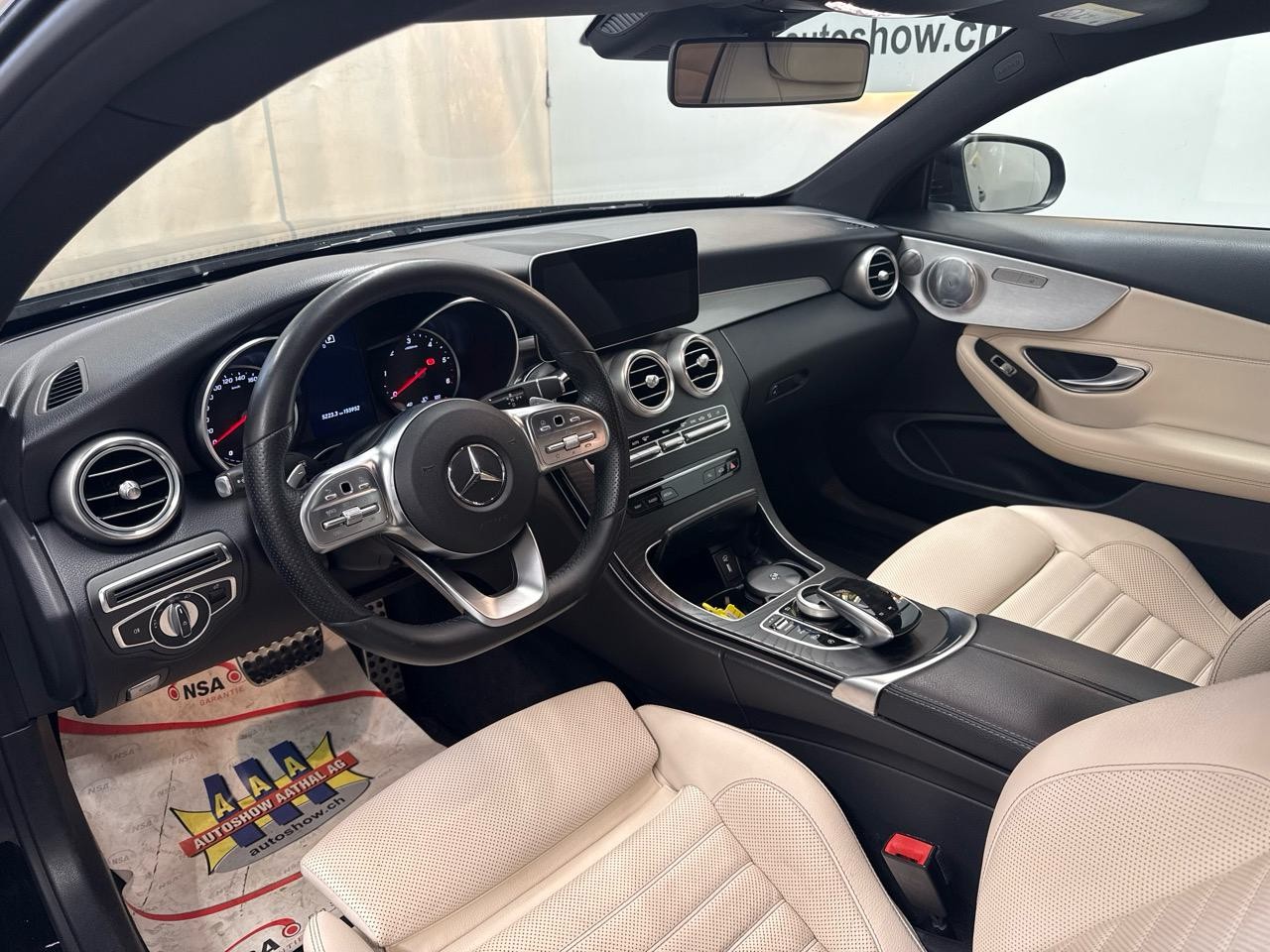 MERCEDES-BENZ C 300 d Coupé AMG Line 9G-Tronic-image-2