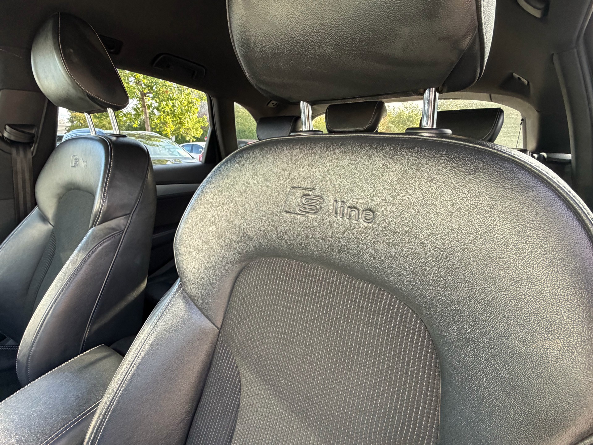 AUDI Q5 2.0 TDI quattro S-tronic-image-11